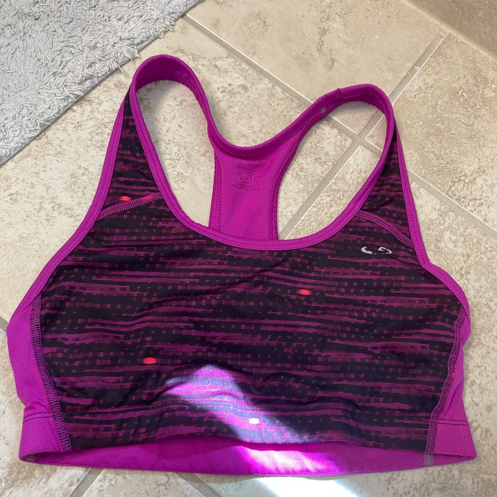 Champion brand Sports Bra Size Medium - Picture 1 of 4